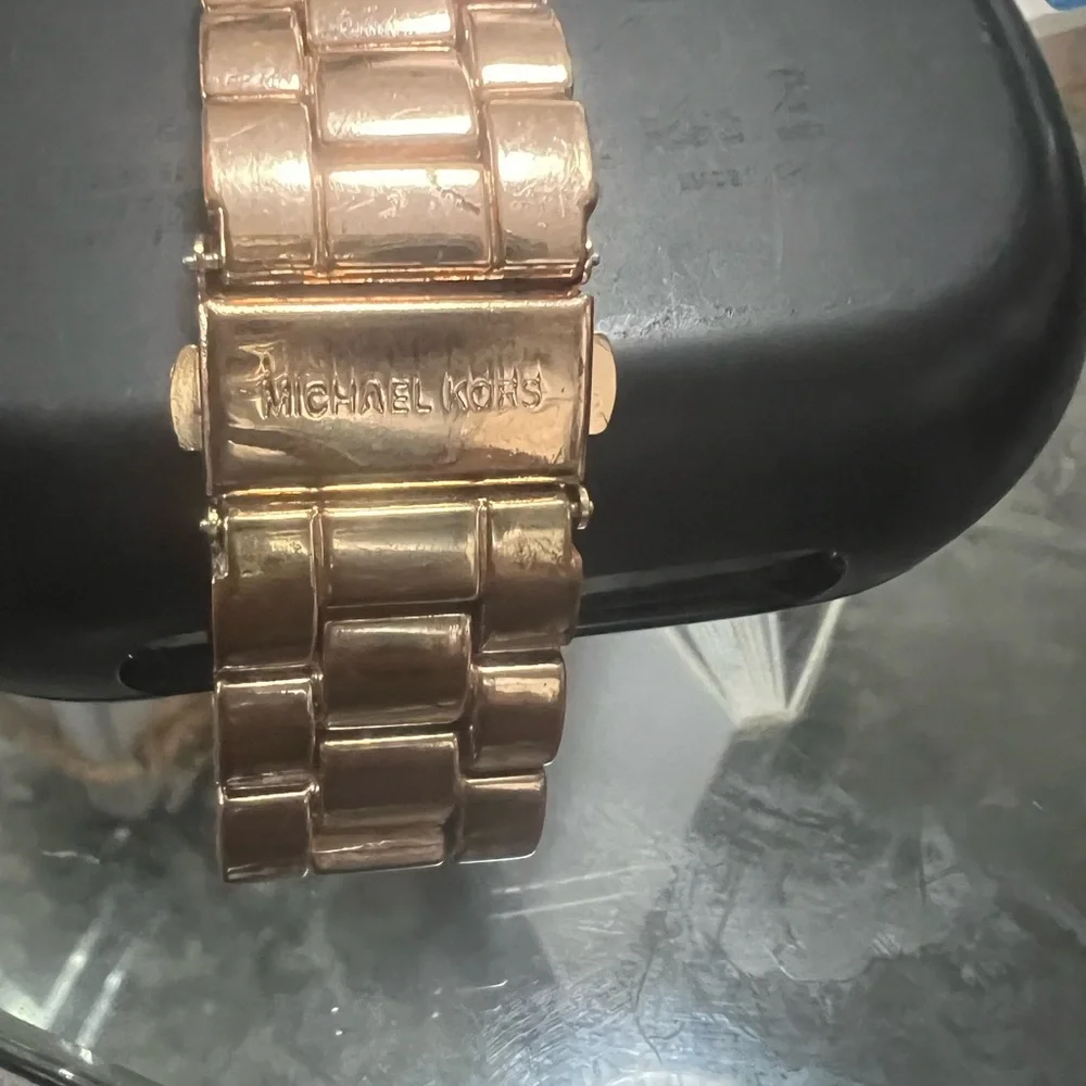 Mk watch - Picture 3 of 8